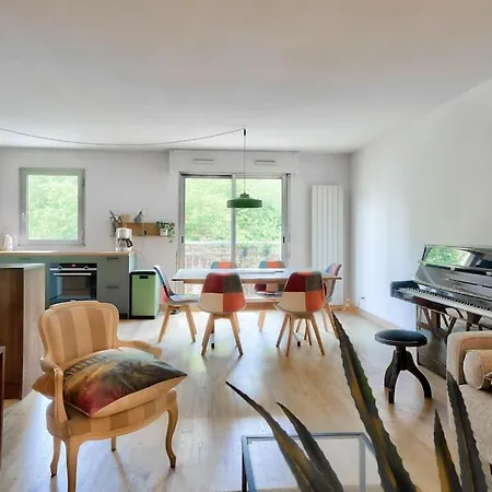 Daire Magnifique Loft Avec Deux Balcons