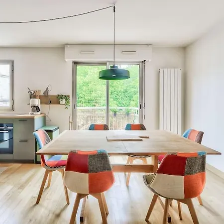Daire Magnifique Loft Avec Deux Balcons Bordeaux